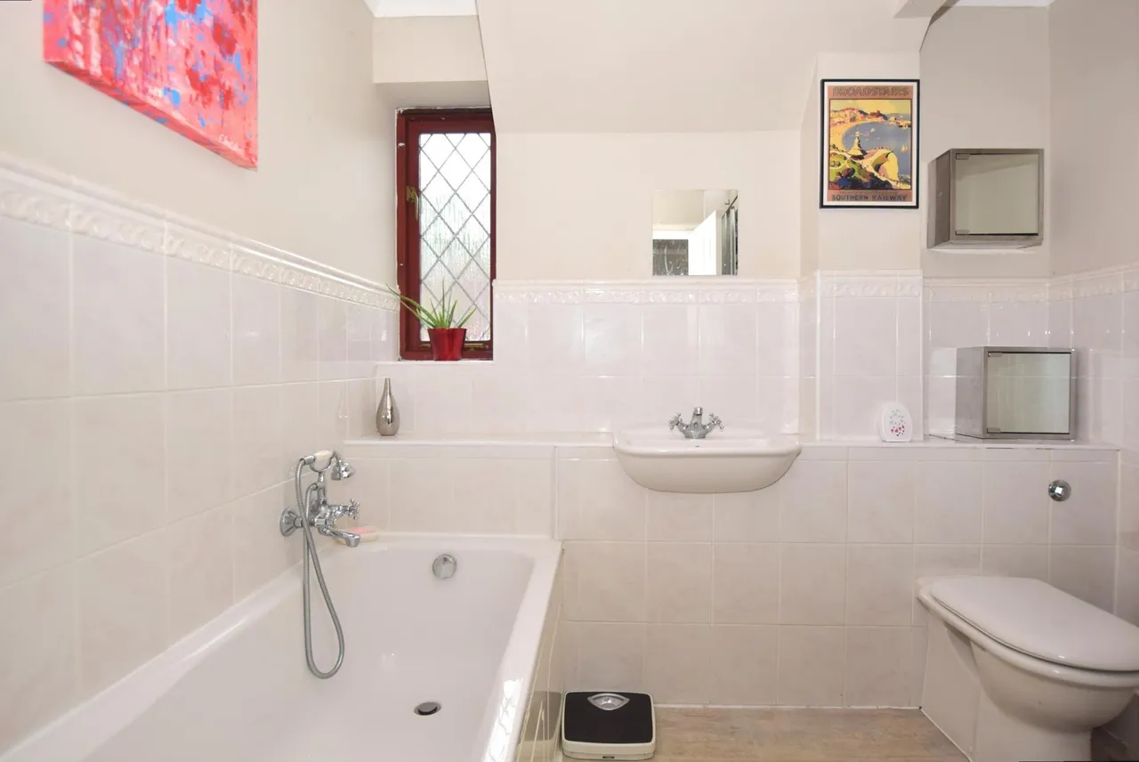 Worcester Grove, Broadstairs, CT10, photo 9
