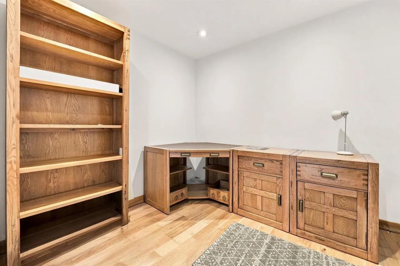 Vine Street, Bollington, photo 8