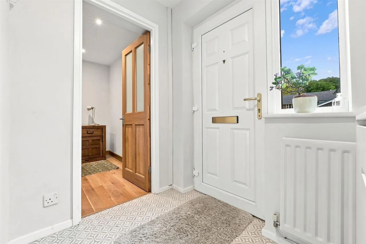 Vine Street, Bollington, photo 6