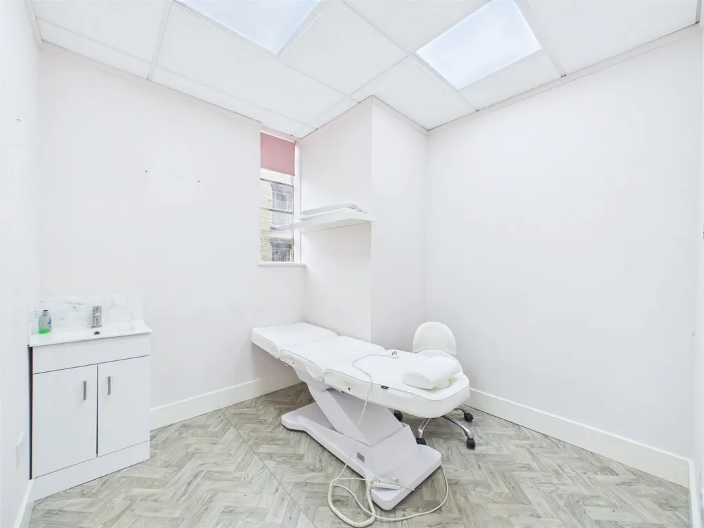 Fishponds Road, Fishponds, BS16, photo 5
