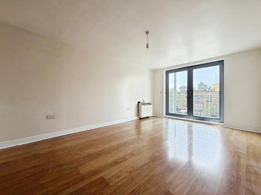 Kelvin Gate, Bracknell, RG12, photo 3