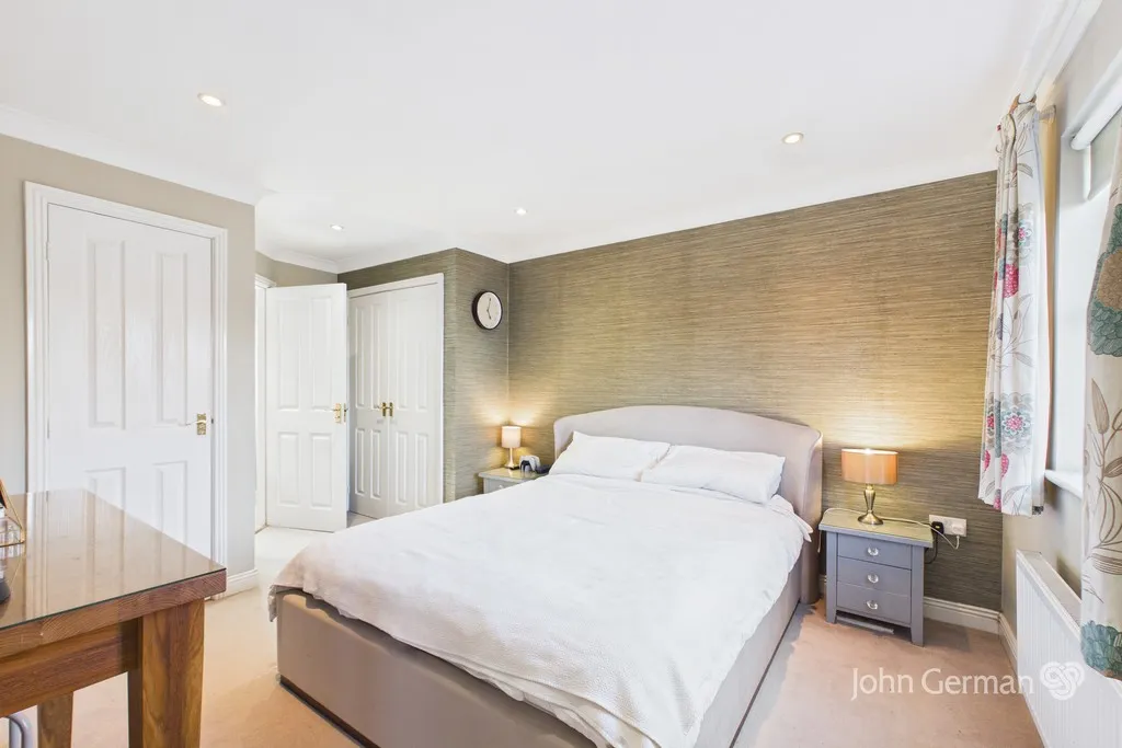 Needwood Avenue, Rolleston-on-Dove, photo 9