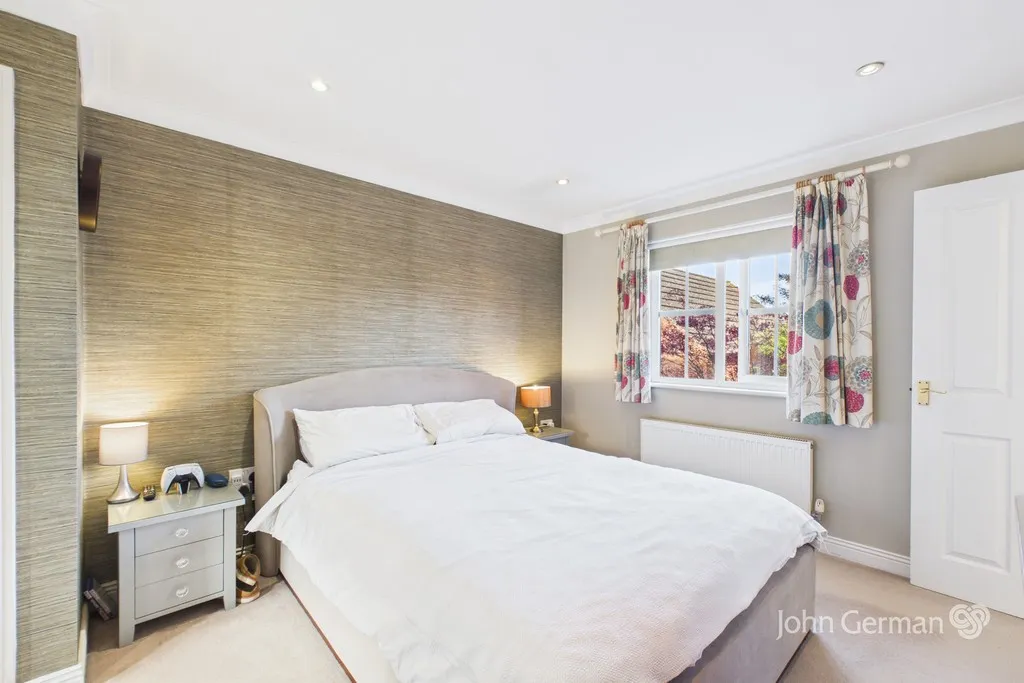 Needwood Avenue, Rolleston-on-Dove, photo 8
