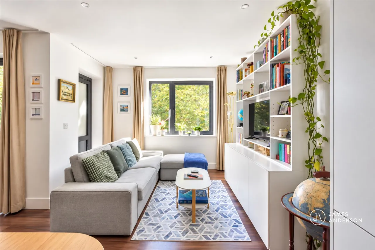 Pipit Drive, London, SW15, photo 5