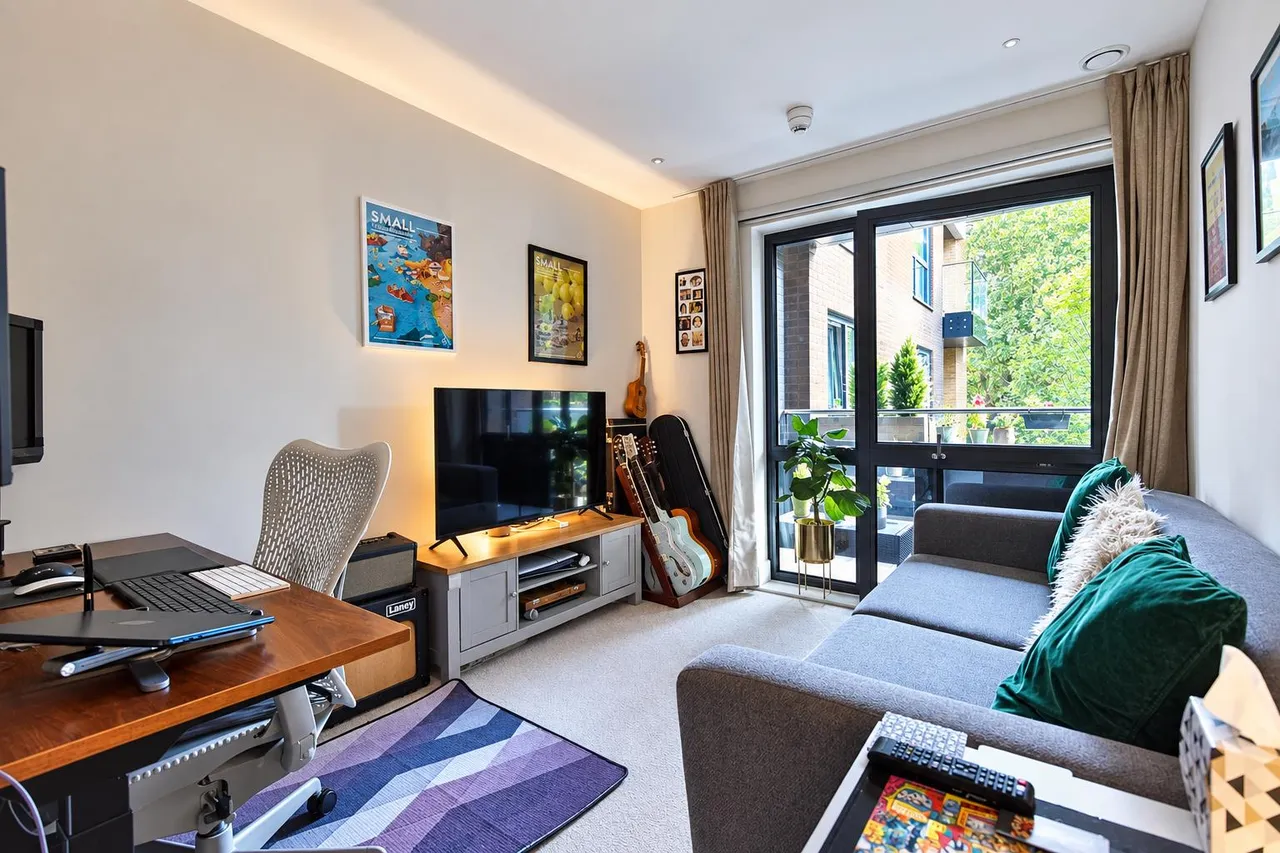 Pipit Drive, London, SW15, photo 7