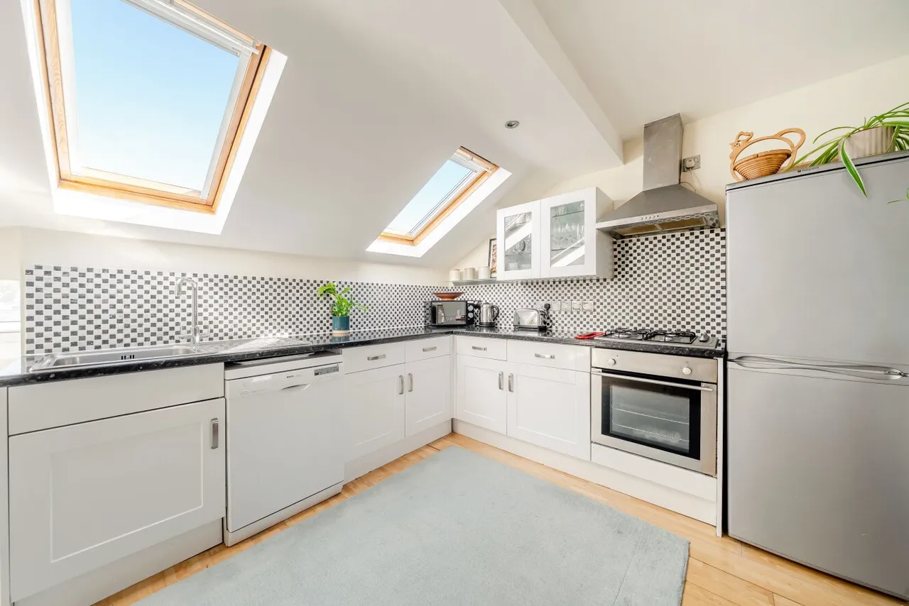 Lower Richmond Road, Putney, SW15, photo 5