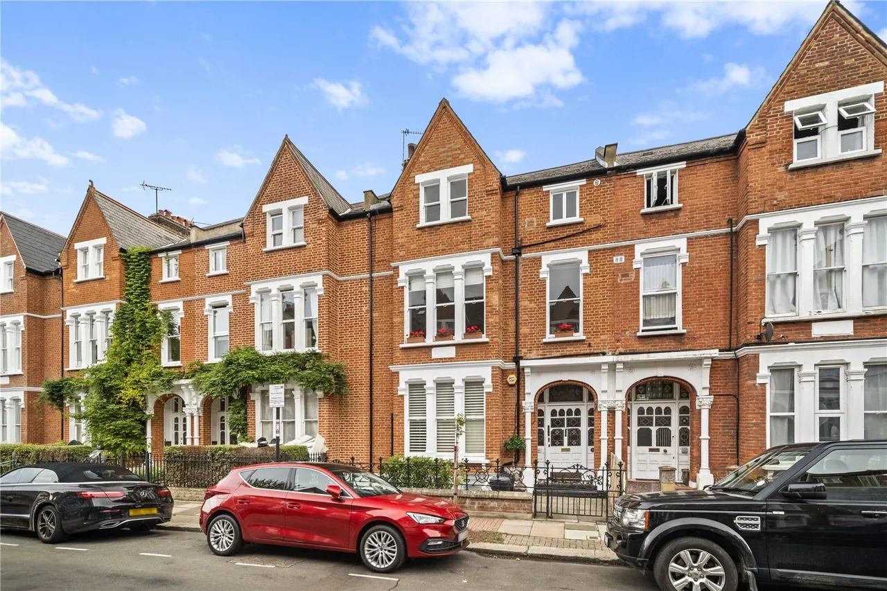 2 bed house for sale, Drakefield Road, London, SW17
