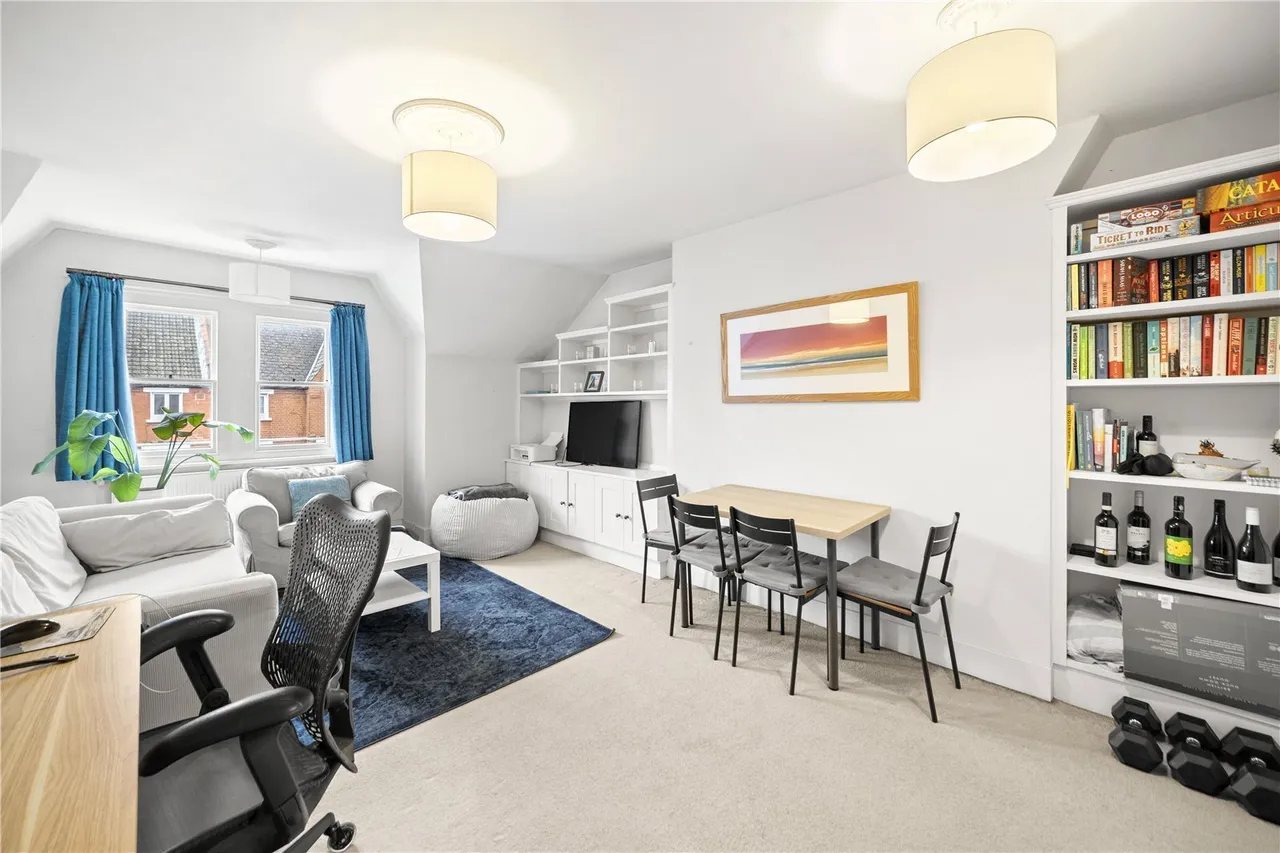 Drakefield Road, London, SW17, photo 2