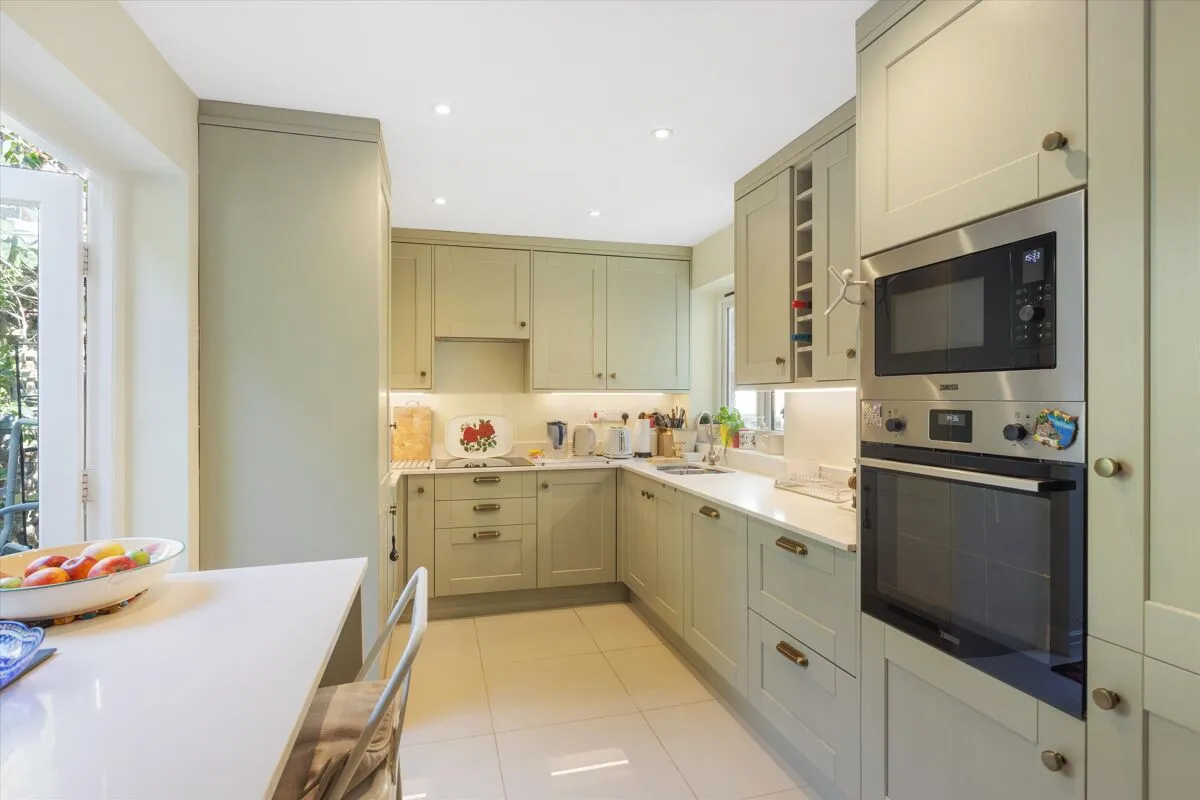 Addison Crescent, London, W14, photo 11