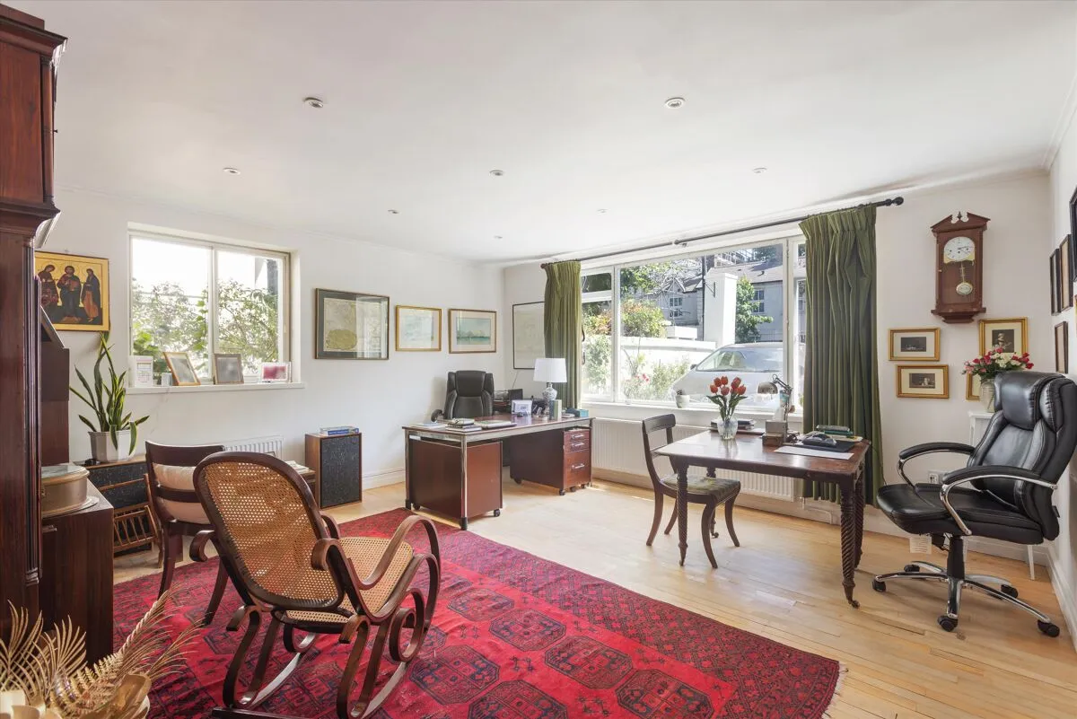 Addison Crescent, London, W14, photo 6