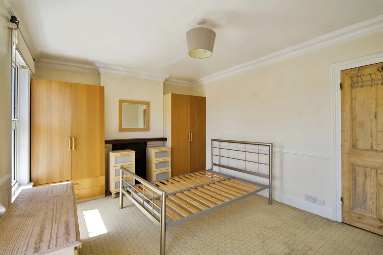 Essex Road, Romford, RM7, photo 9