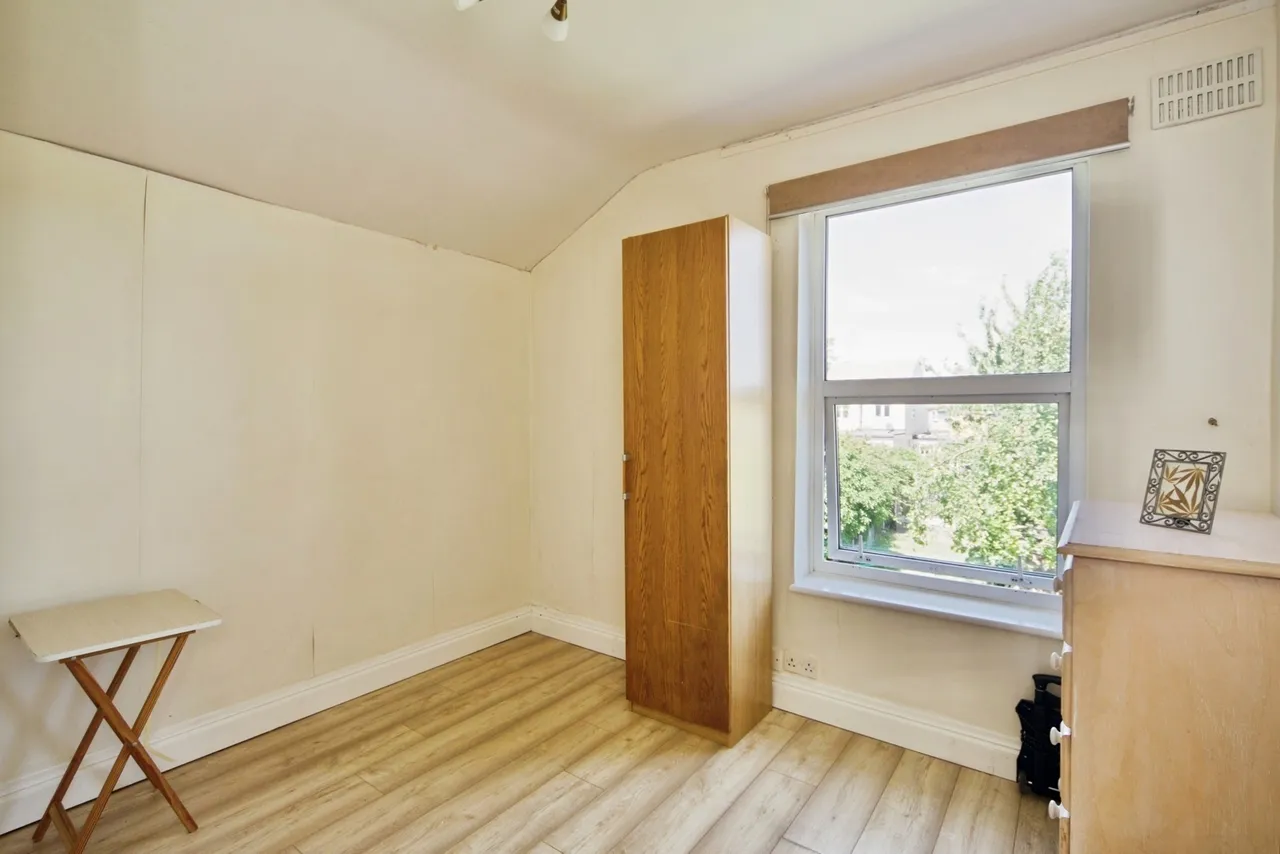 Essex Road, Romford, RM7, photo 11