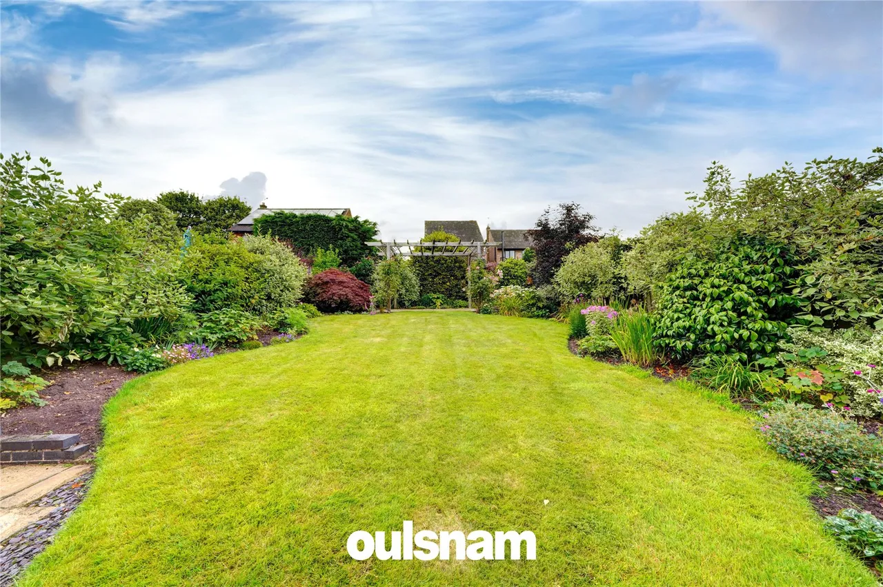 Charlecot Road, Droitwich, Worcestershire, WR9 7RP, photo 11