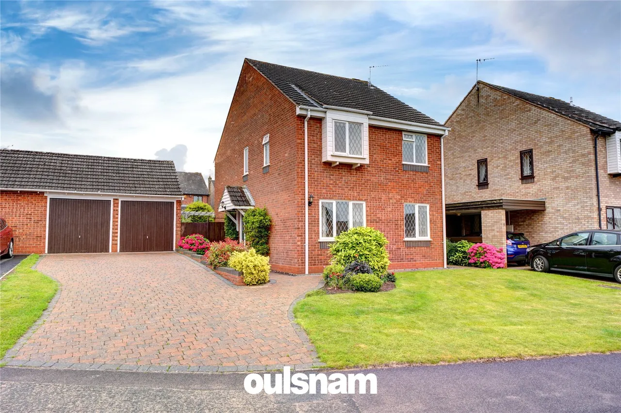 3 bed house for sale — Charlecot Road, Droitwich, Worcestershire, WR9 7RP