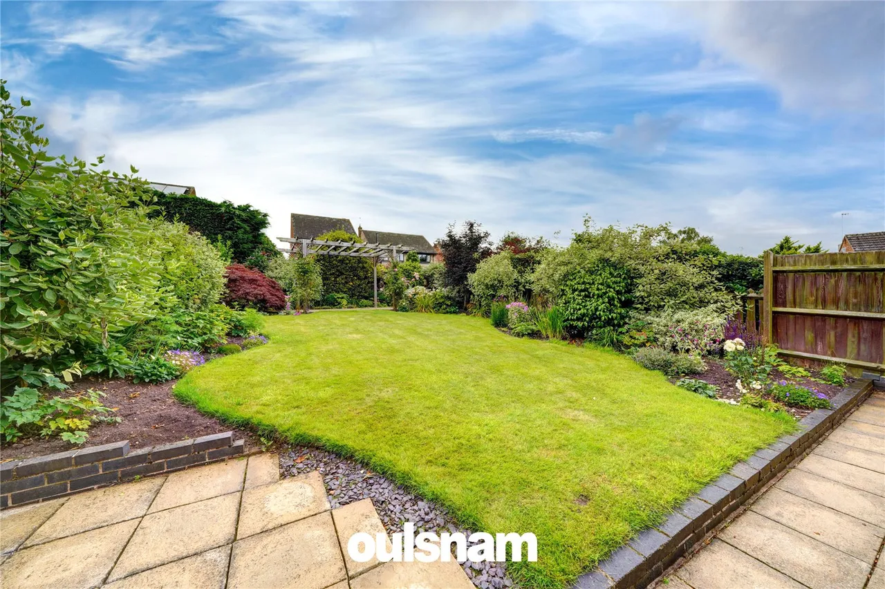 Charlecot Road, Droitwich, Worcestershire, WR9 7RP, photo 14