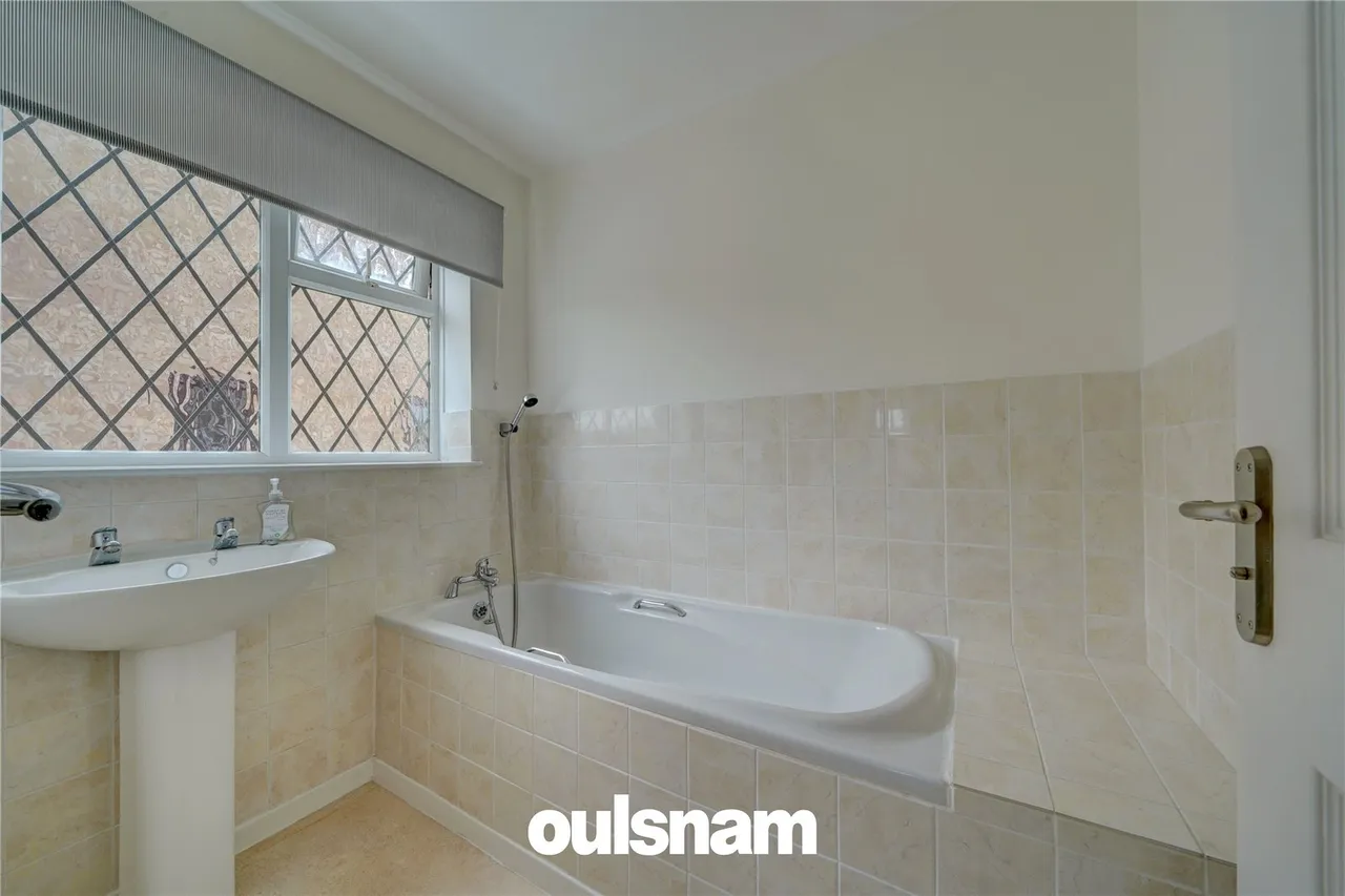 Charlecot Road, Droitwich, Worcestershire, WR9 7RP, photo 10
