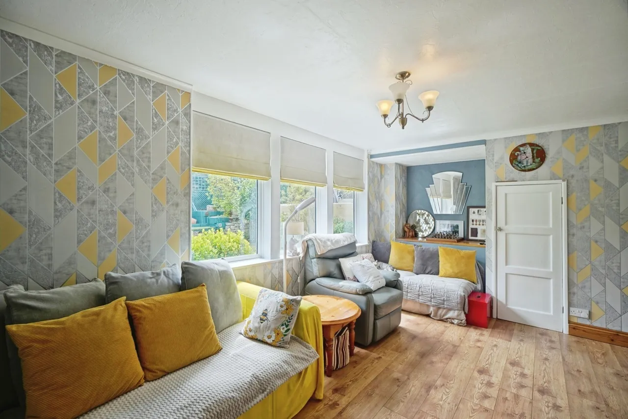 Elizabeth Road, St. Austell, PL25, photo 6