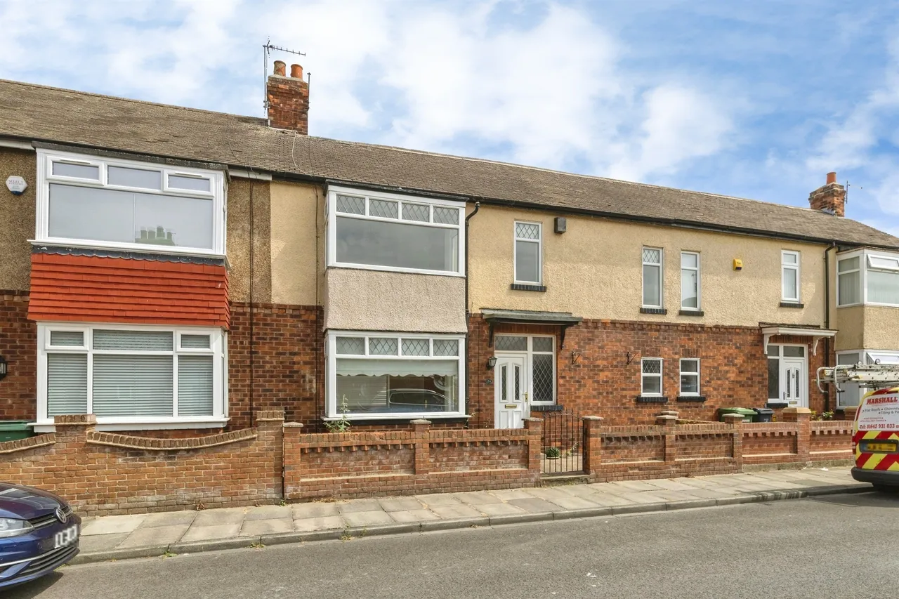 2 bed house for sale — Roseberry Road, Hartlepool