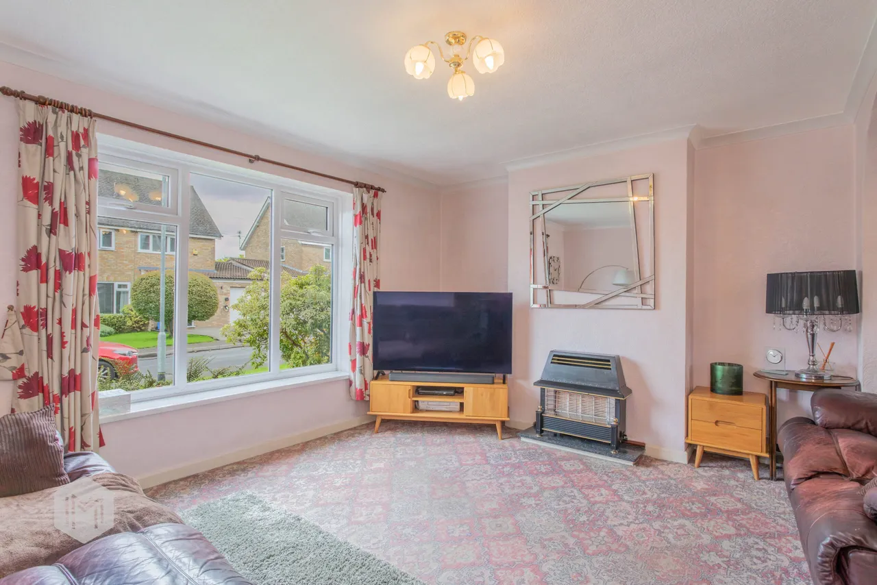 Radcliffe Avenue, Culcheth, Warrington, WA3 4NL, photo 2