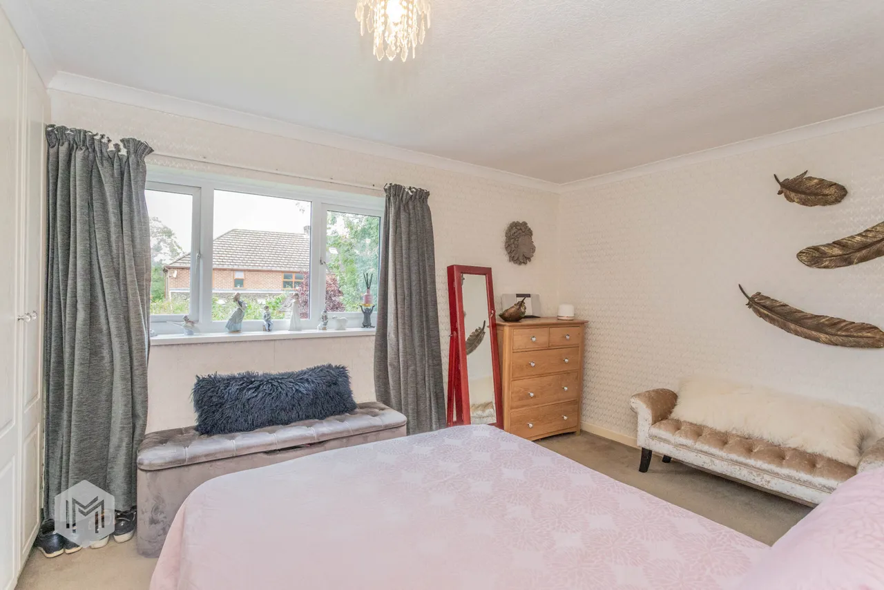 Radcliffe Avenue, Culcheth, Warrington, WA3 4NL, photo 16