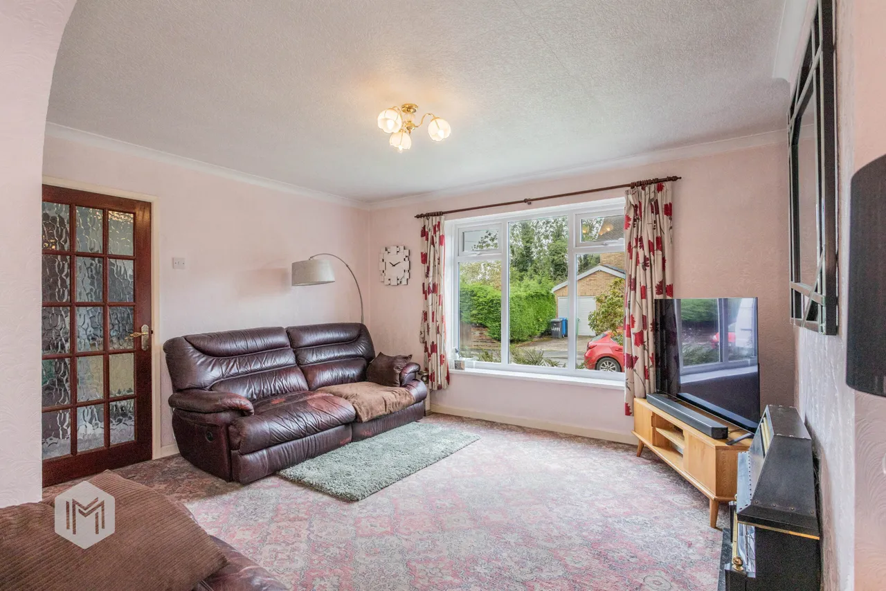Radcliffe Avenue, Culcheth, Warrington, WA3 4NL, photo 4