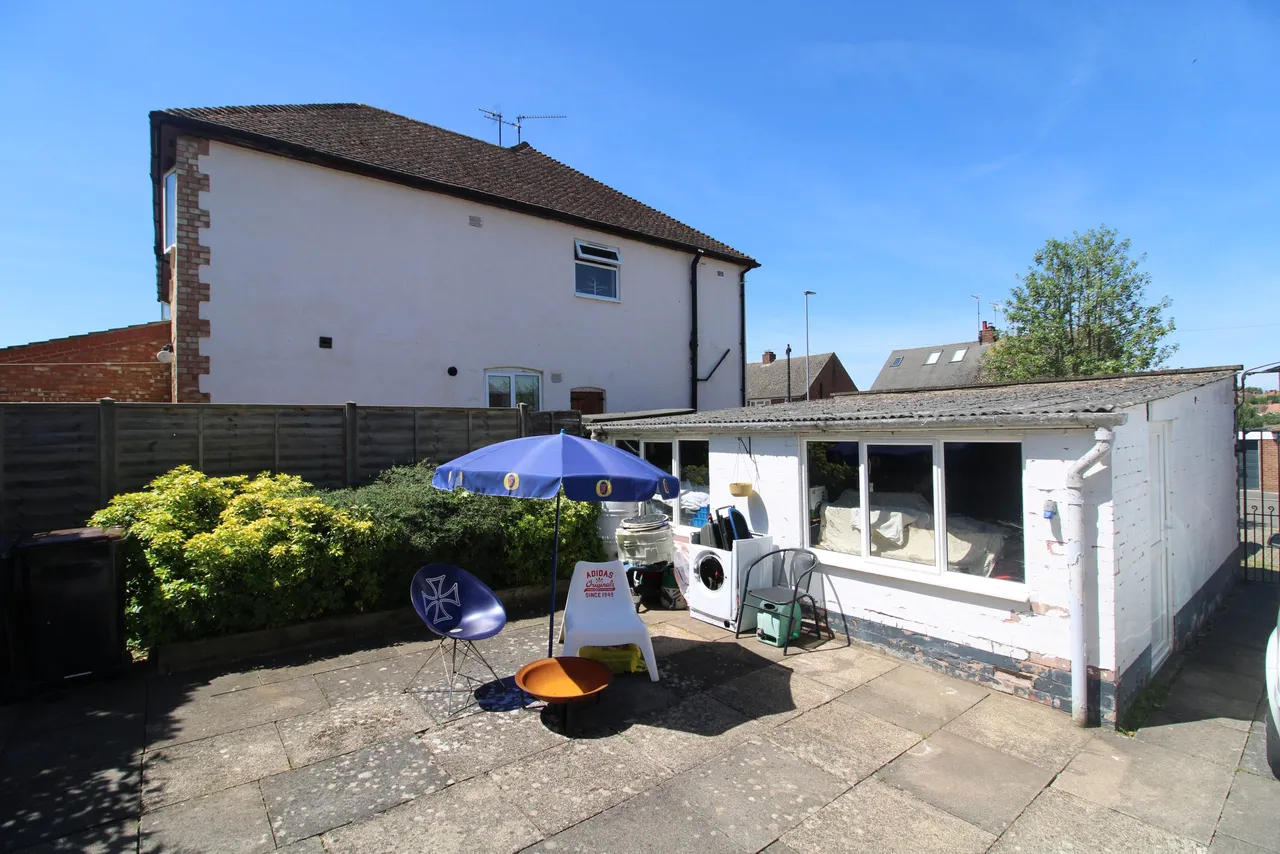 Hall Avenue, Rushden, Rushden, NN10 9ES, photo 14