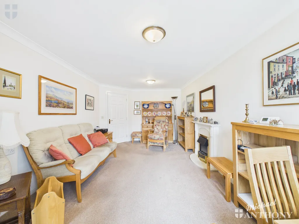 Pearl Court, Croft Road, Aylesbury, HP21 7BY, photo 7