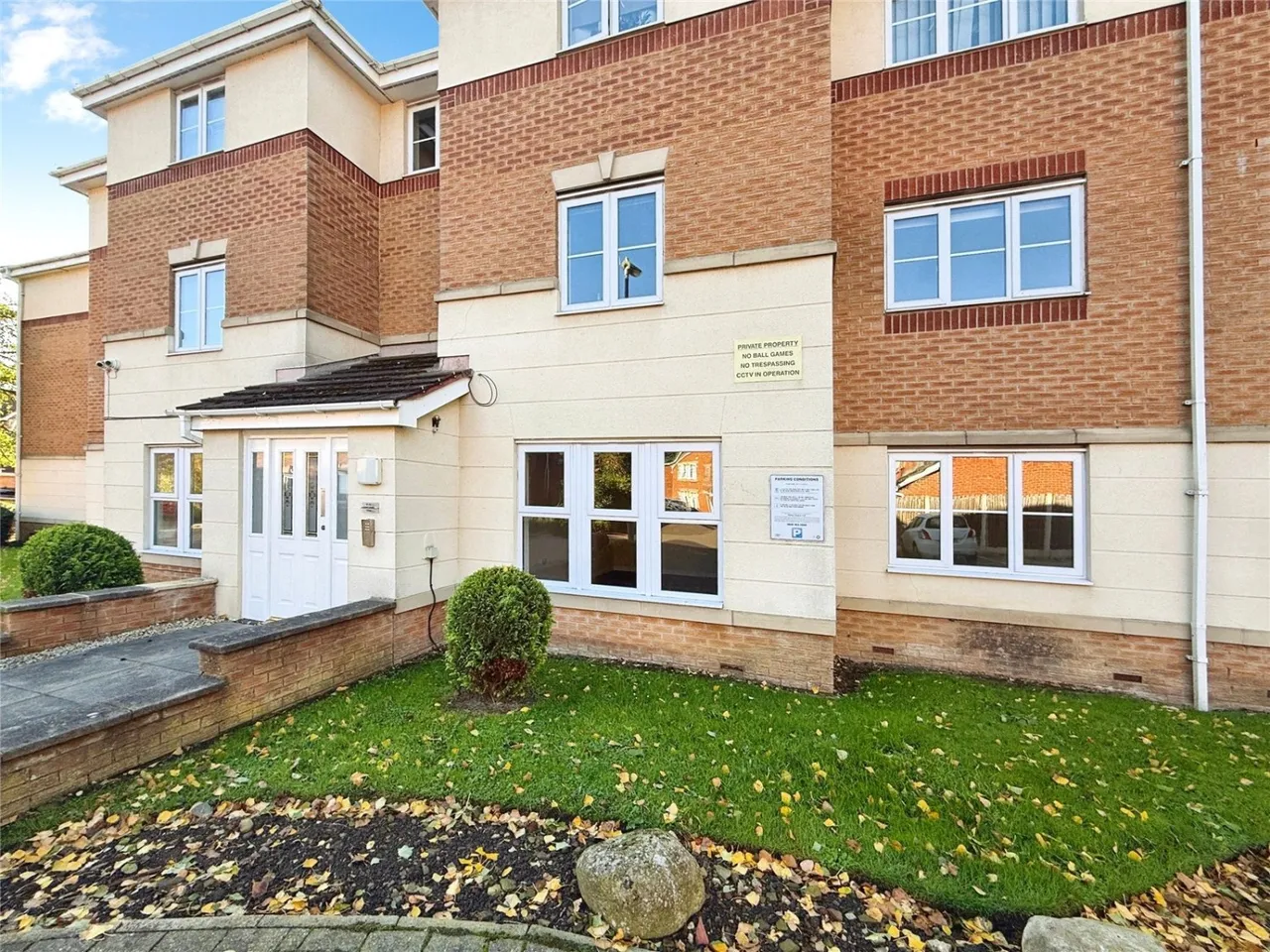 Town Lands Close, Wombwell, S73, photo 10