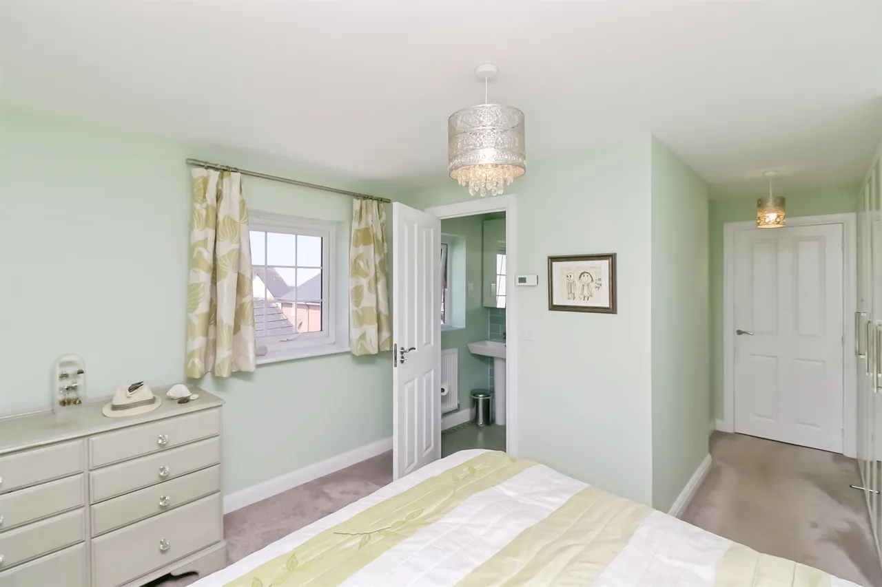 St. James Road, Cowbridge, CF71, photo 11
