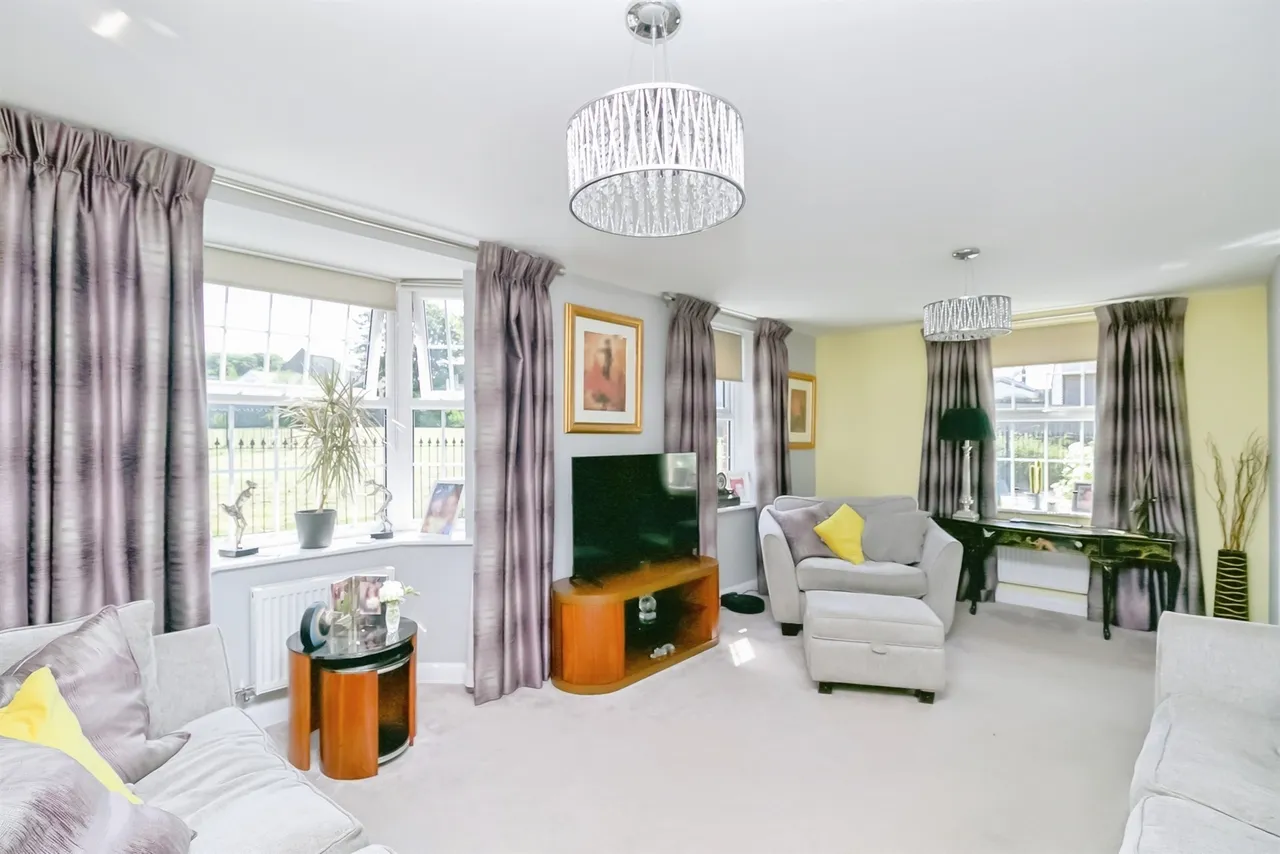 St. James Road, Cowbridge, CF71, photo 10