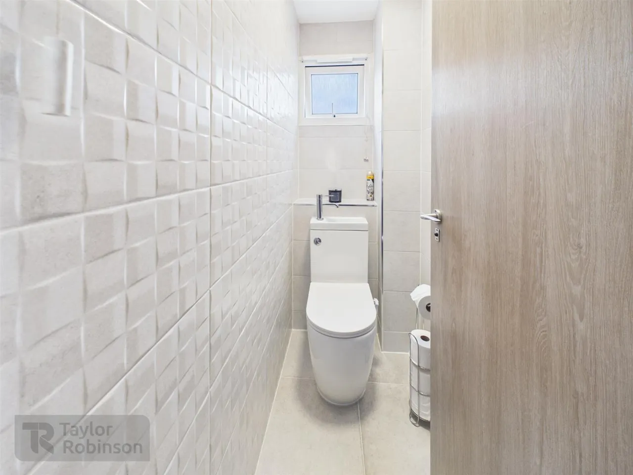 Beaumont Close, Ifield, RH11, photo 6