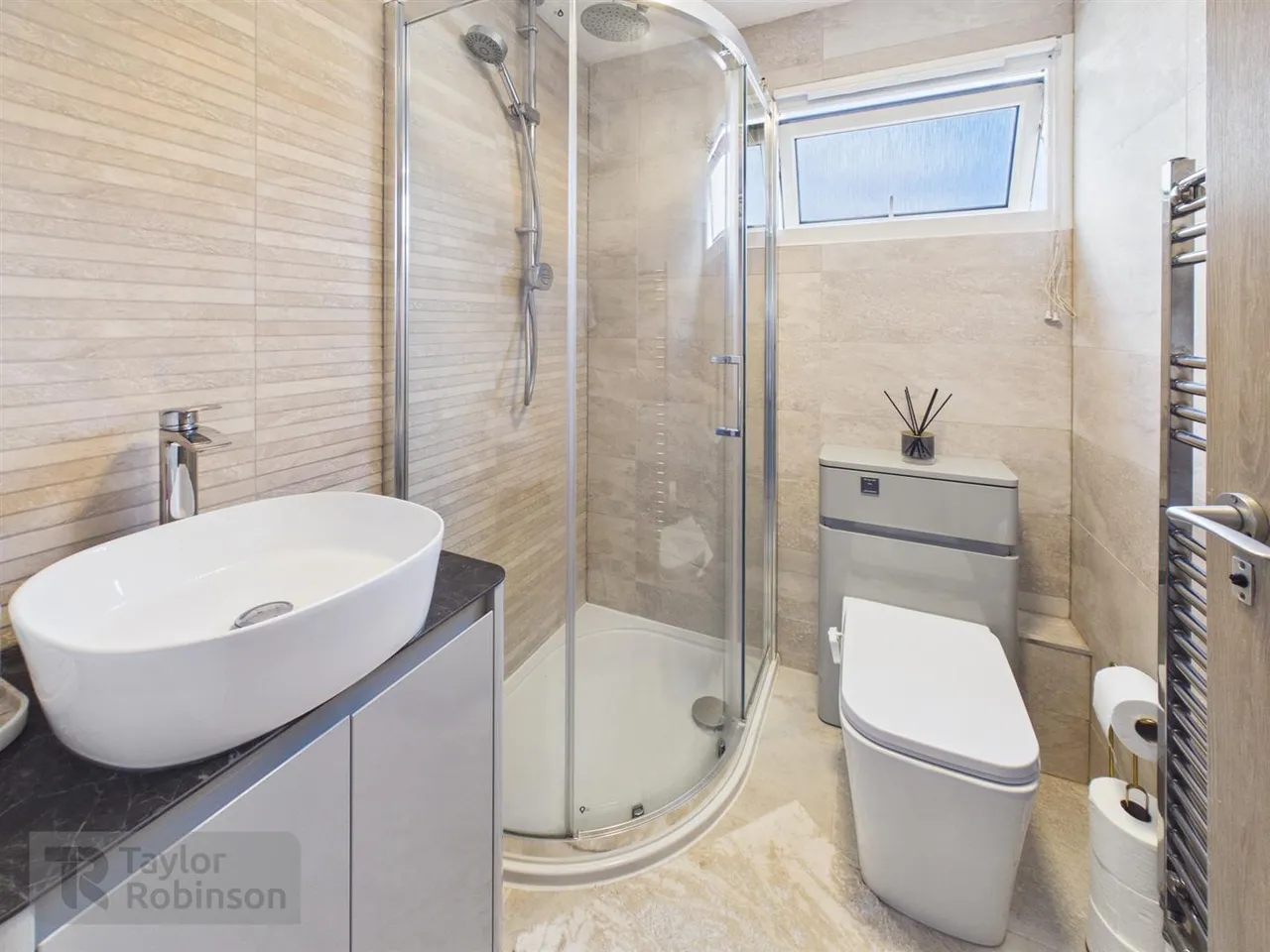 Beaumont Close, Ifield, RH11, photo 5