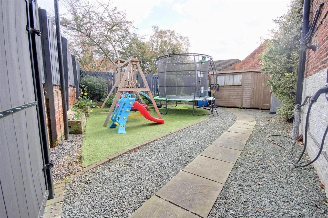 Beckside, Beverley, photo 11
