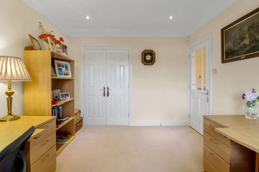 Winceby Close, Bexhill on Sea, photo 22