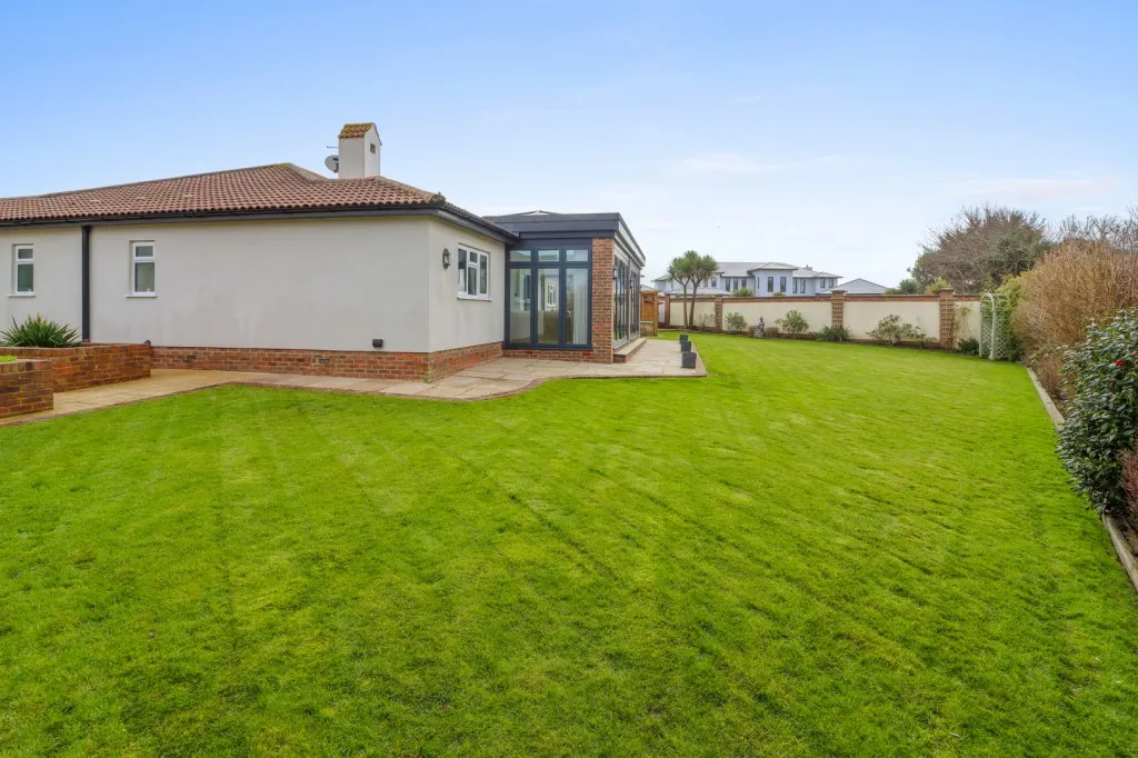Winceby Close, Bexhill on Sea, photo 9