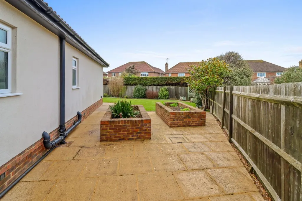 Winceby Close, Bexhill on Sea, photo 28