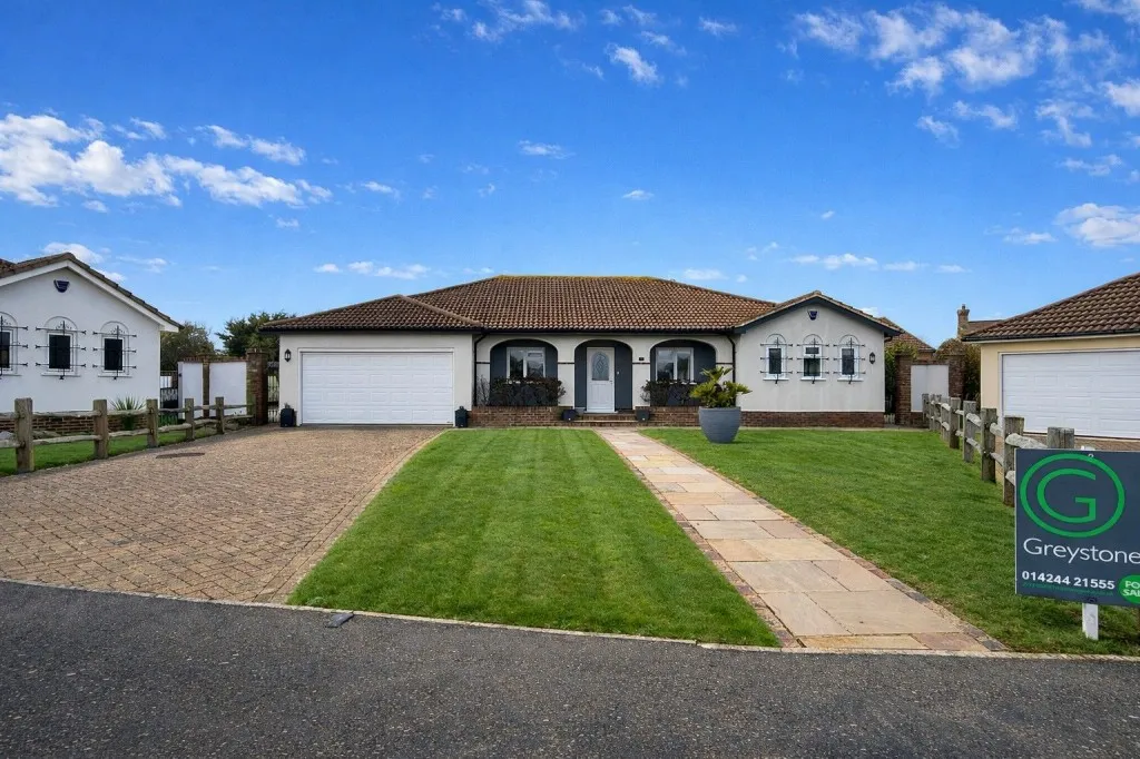 4 bed house for sale, Winceby Close, Bexhill on Sea