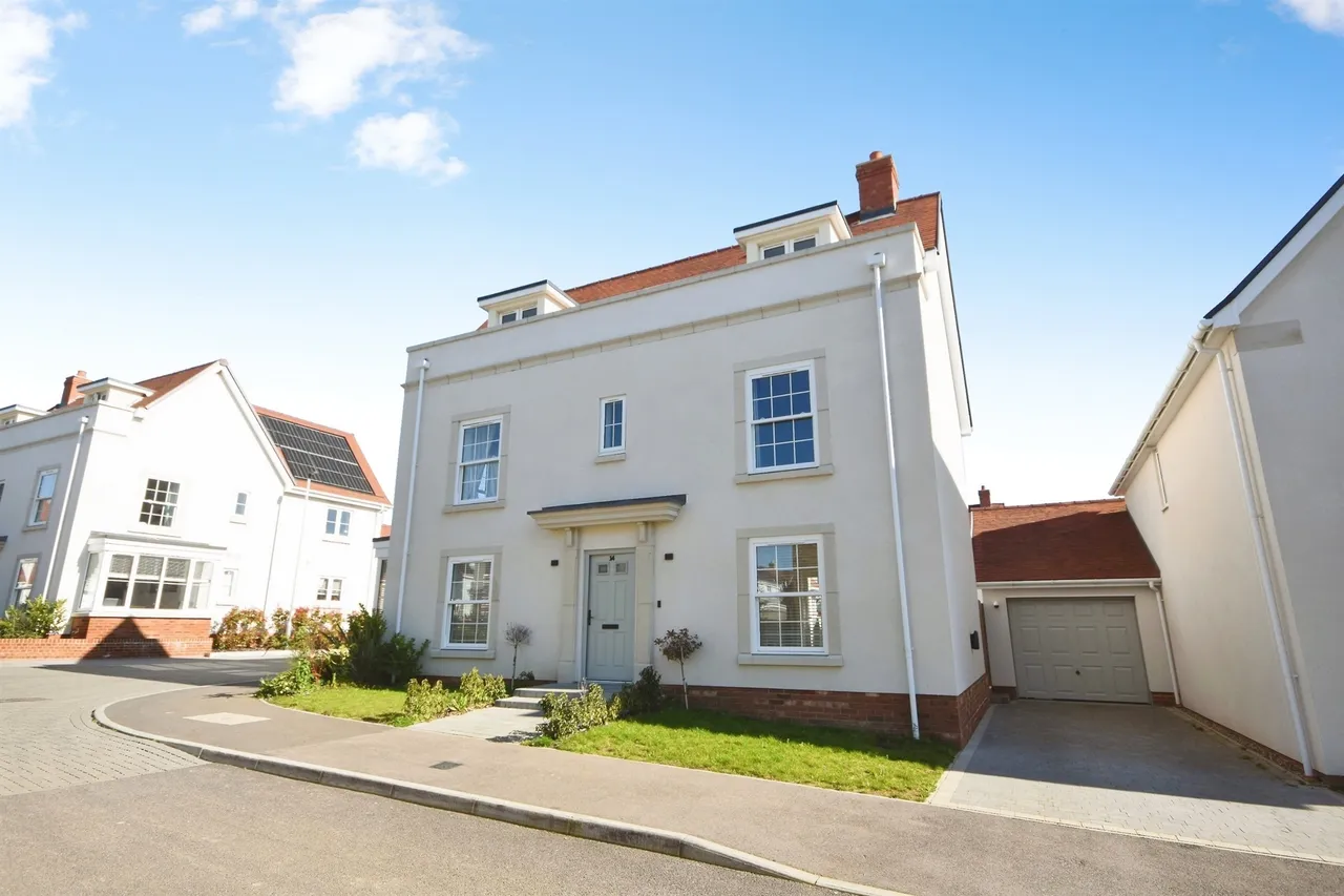 5 bed house for sale — Windermere Way, Rettendon Common, Chelmsford