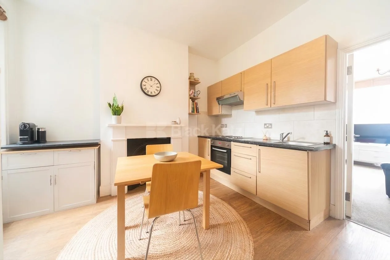 Mackeson Road, London, NW3, photo 7