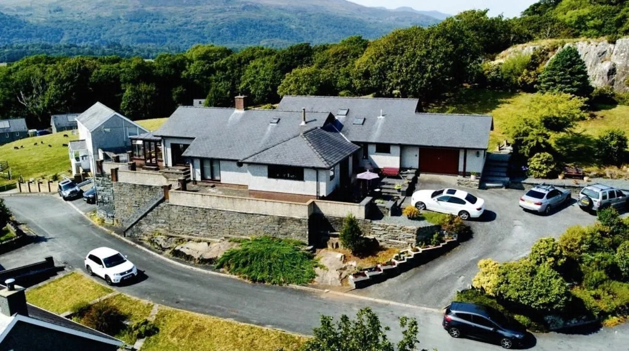 Llanfrothen, Penrhyndeudraeth, LL48, photo 6