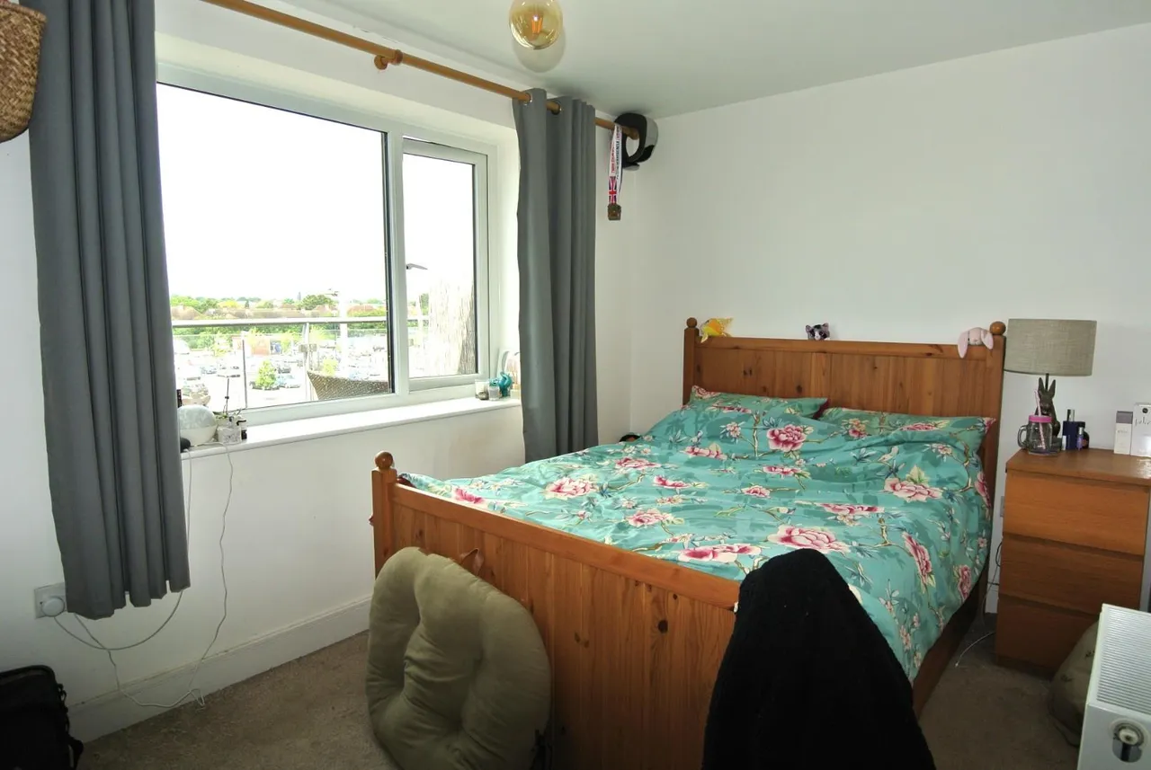 West Plaza, Town Lane, Stanwell, Staines-Upon-Thames, London, TW19 7FG, photo 6