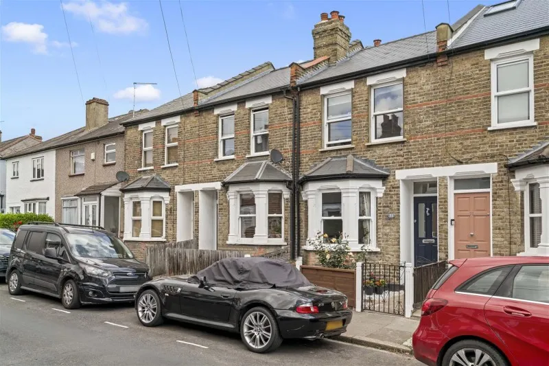 2 bed house for sale — Castle Road, Isleworth