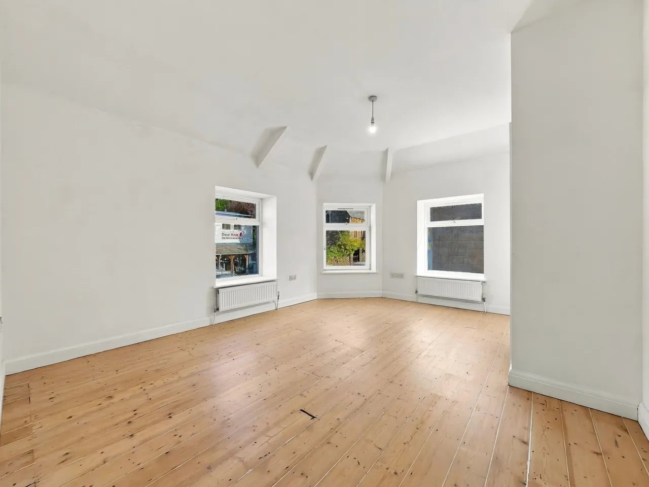Merthyr Road, Tongwynlais, photo 9