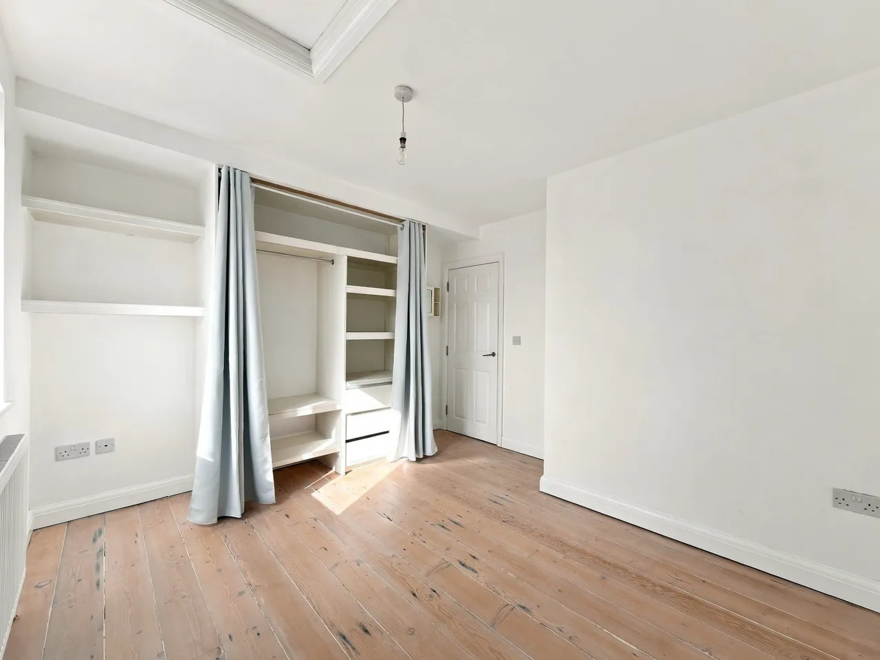 Merthyr Road, Tongwynlais, photo 11