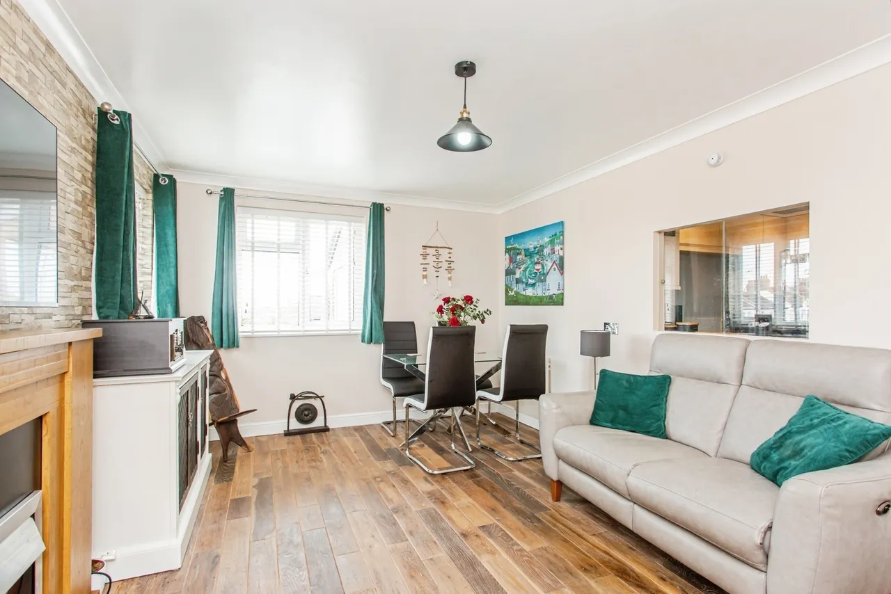 Riviera Drive, SOUTHEND-ON-SEA, Essex, SS1, photo 17