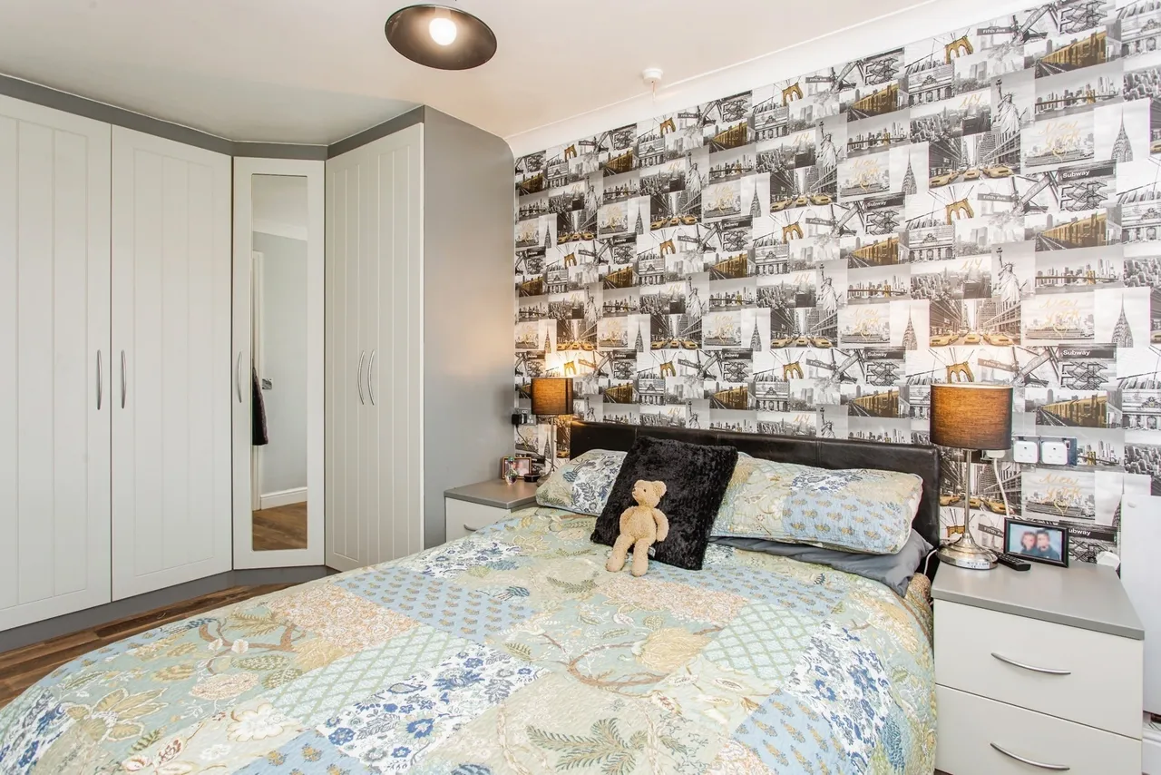 Riviera Drive, SOUTHEND-ON-SEA, Essex, SS1, photo 9