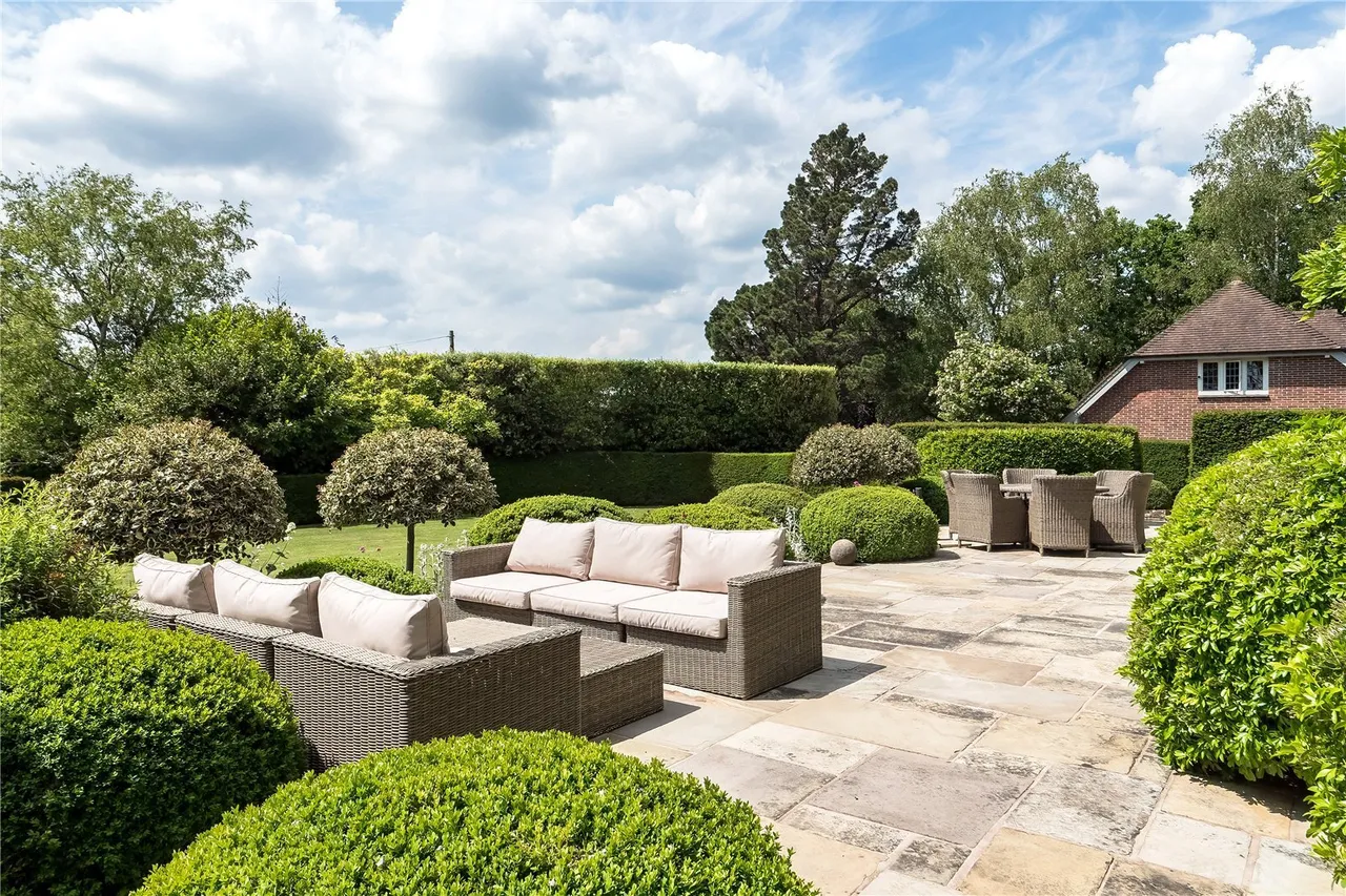 Whitebarn Road, Alderley Edge, SK9, photo 28