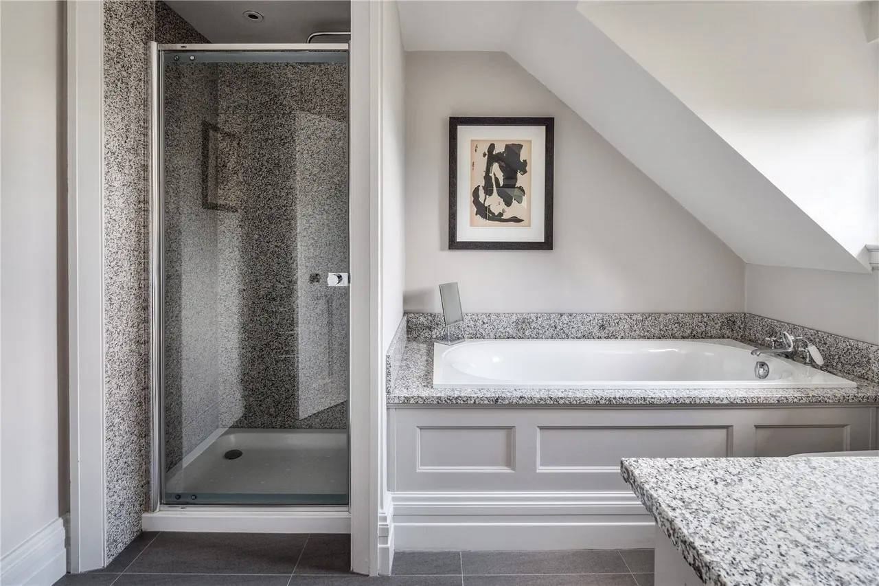 Whitebarn Road, Alderley Edge, SK9, photo 22