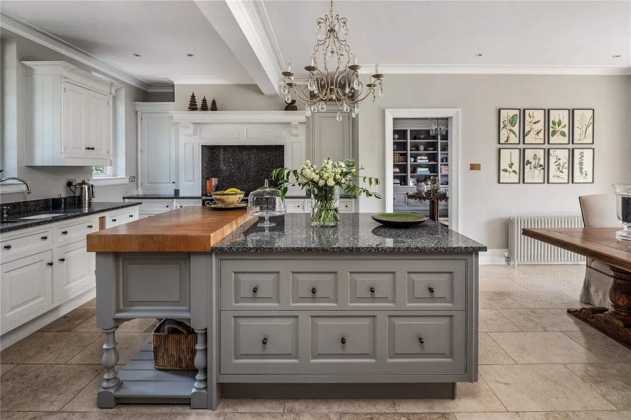 Whitebarn Road, Alderley Edge, SK9, photo 4