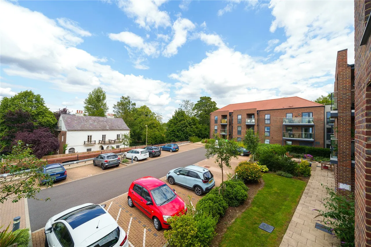 Lower Turk Street, Alton, GU34, photo 13